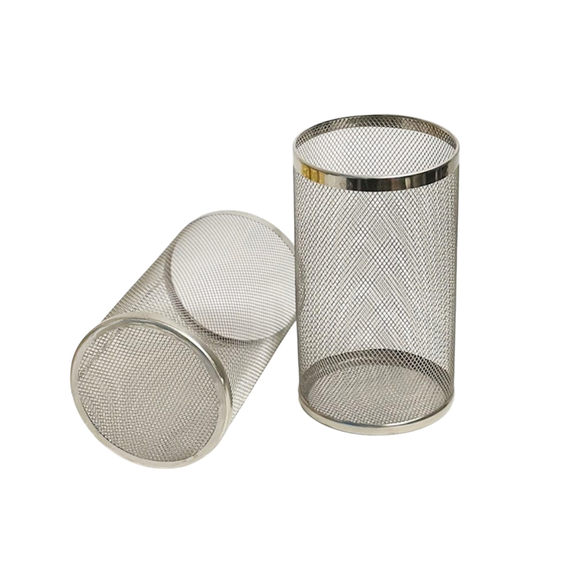 Cyril Wind Cover with Covered Top